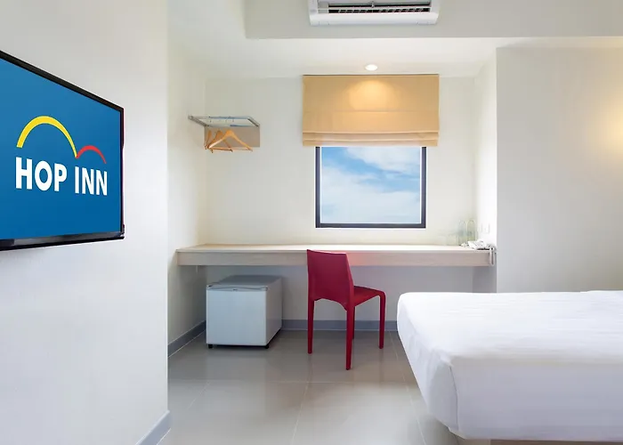 Hop Inn Krabi Building A