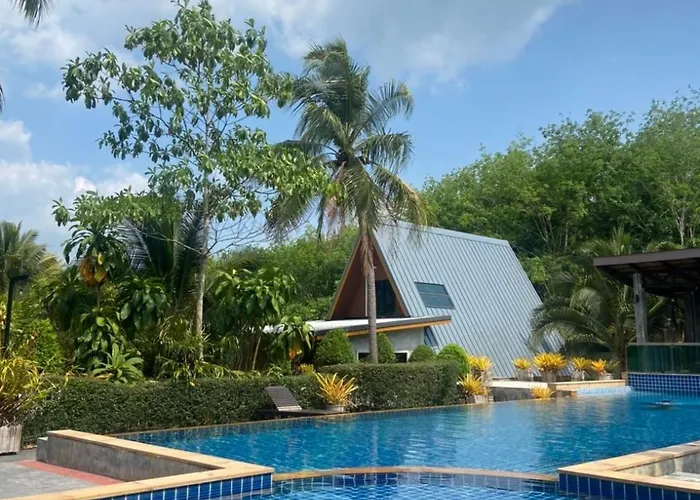 Infinite Resort And Cafe