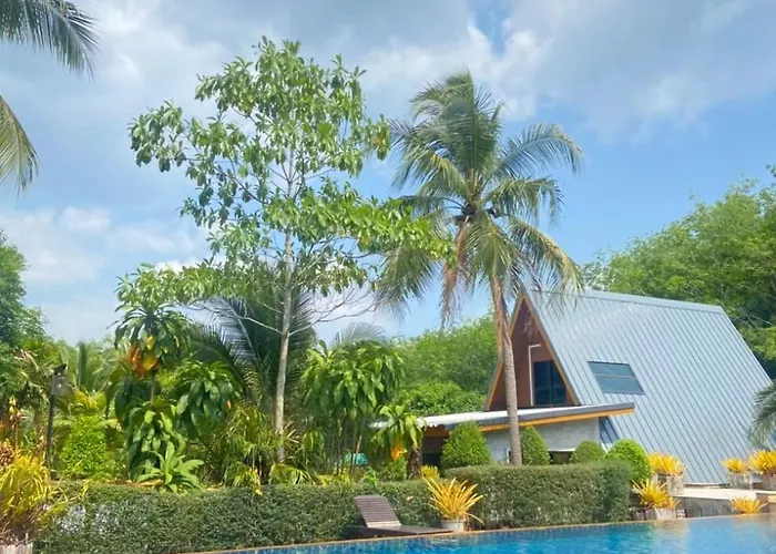Infinite Resort And Cafe